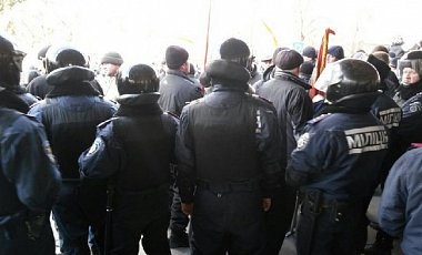 В Мариуполе за участие в сепаратистском митинге платят 300 грн.