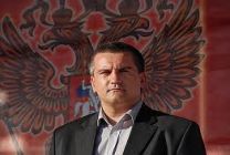 Аксенов занервничал из-за приезда Яремы и Тенюха в Крым