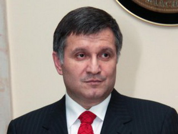 Аваков: у новой власти уже есть признаки корупции Аваков: у новой власти уже есть признаки корупции