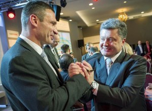 Голобуцкий: Порошенко и Кличко договорились. Первый идет в президенты, второй - в меры Киева