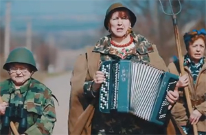 Группа "Лисапетный батальон" записала новый клип на музыку и слова Натальи Фалион - "Давай, бабы, давай!"