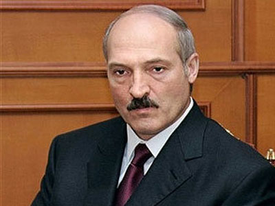 А.Лукашенко не признает Януковича Президентом