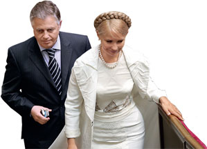 Ю.Тимошенко в 2013 получила 180 тыс. грн дохода, а П.Симоненко - 314,3 тыс. грн