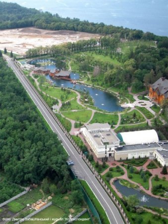 Межигорье. Резиденция диктатора Януковича. Фото