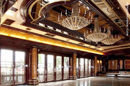 Межигорье. Резиденция диктатора Януковича. Фото