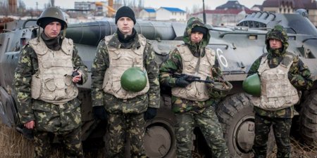 Под Севастополем украинские военные применили оружие против агрессоров
