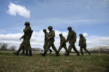 В Севастополе заявляют о возможном штурме штаба тактической группы "Крым"