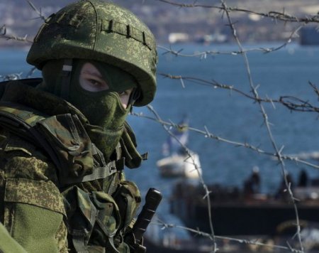 Россия продолжает держать войска у границ Украины