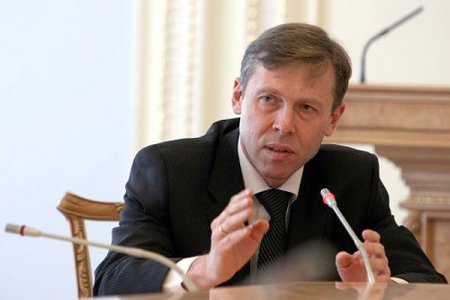 Украина потребует компенсаций за утраченное в Крыму имущество - Соболев