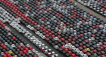 В правительстве готовятся снизить пошлины на импортные автомобили
