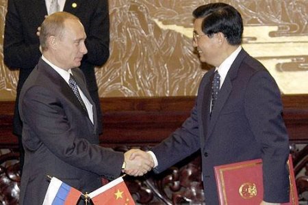 Вашингтон толкает Россию к сближению с Китаем