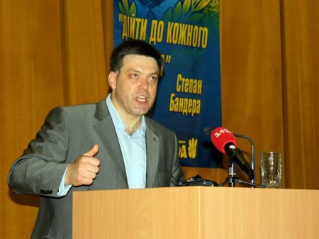 Тягнибок не исключает договоренности на выборах с Д.Ярошем