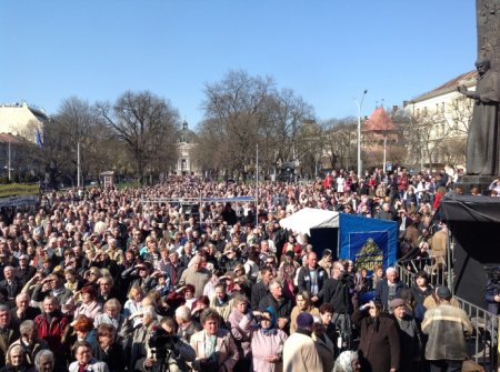 На львовском Евромайдане почтили память Небесной сотни