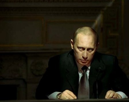 В.Путин распорядился о частичном отводе российских войск от границы с Украиной