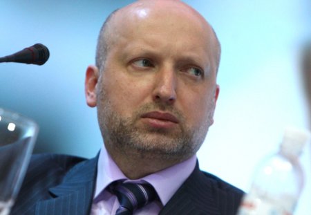 Турчинов подписал закон о предотвращении финансовой катастрофы в Украине