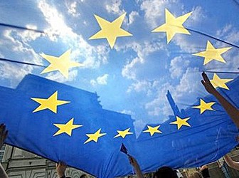 ЕС договорился с финансовыми институтами о помощи Украине, Грузии и Молдове