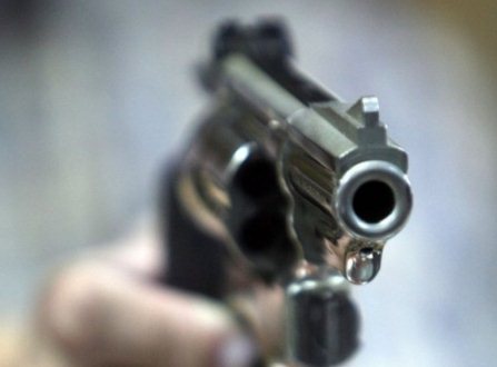 35-летний мужчина расстрелял из пистолета райотдел милиции в Киеве