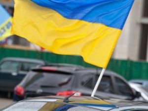 Автомайдан "навестил" соратника Януковича в Барселоне Автомайдан "навестил" соратника Януковича в Барселоне