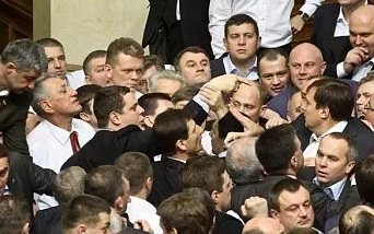 Депутаты Верховной Рады договорились больше не драться