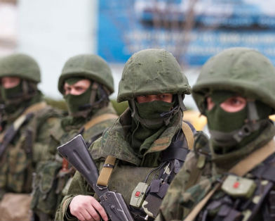 Прокуратура открыла около 60 дел по фактам захватов воинских частей в Крыму