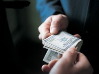 Коррупция в Украине наносит ущерб на 30 млрд долларов ежегодно