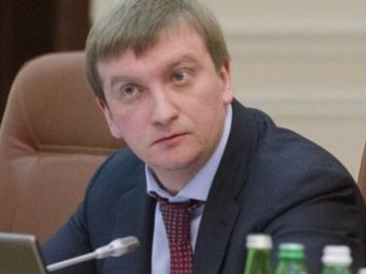 Правительство поддержало решение о неотложной ратификации Римского статута - П.Петренко