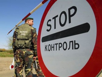 Пограничники не пропустили в Украину 12 тысяч россиян