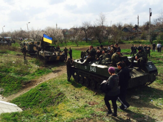 Вооруженные пророссийские силы в Краматорске отпустили украинских военных