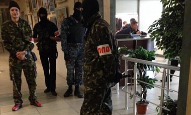 Сепаратисты не намерены покидать здание Донецкой ОГА