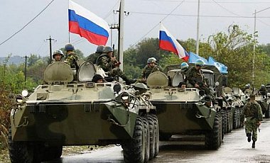 АТО в Славянске приостановили из-за угрозы вторжения России