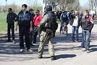 Украинские военные оцепили аэродром в Краматорске и взяли блокпост «федералистов»