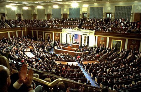 Сегодня Конгресс США примет решение о помощи Украине в миллиард долларов