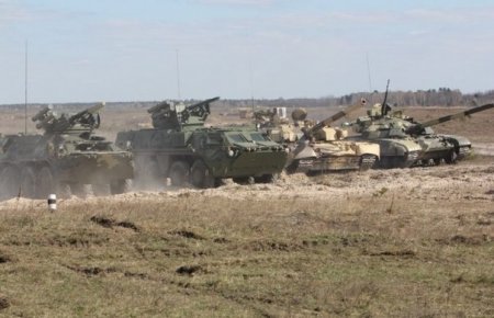 Сегодня состоялись военные учения украинской армии в поселке Десна на Черниговщине