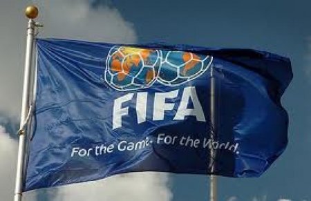 ФИФА отказалась лишать сборную России права участвовать в Чемпионате мира 2014 года в Бразилии и проводить первенство в 2018 году.