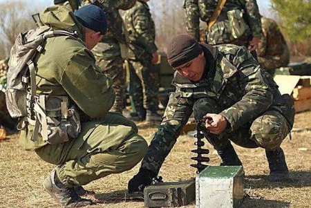 Под Николаевом тренируются украинские десантники