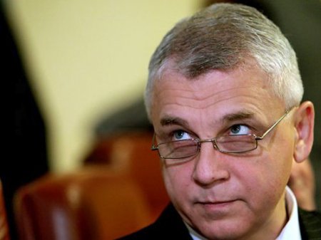 Оправданный экс-глава Минобороны В.Иващенко вернется в Украину Оправданный экс-глава Минобороны В.Иващенко вернется в Украину