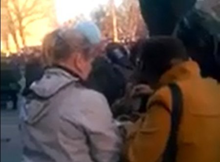 Луганские сепаратисты протестовали за деньги Луганские сепаратисты протестовали за деньги