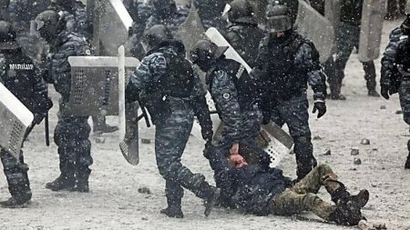 ГПУ открыла уголовное производство по фактам незаконных задержаний активистов Майдана