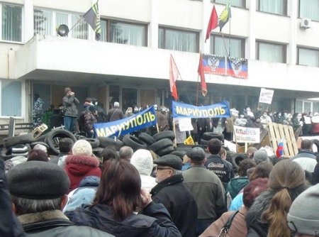 В Мариуполе милиция нашла тех, кто напал на людей с украинской символикой