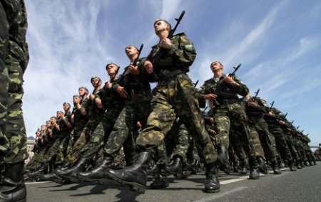 Правительство Украины выделяет на обеспечение военных дополнительные 5 млрд грн