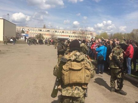 В НАТО рассказали, что выдает военных России на востоке Украины