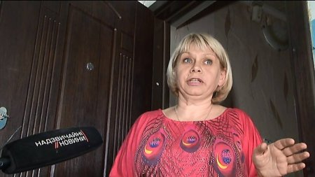 "Врача", которая добивала харьковского активиста, отправили под домашний арест