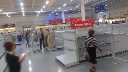 В Крыму острый недостаток товаров