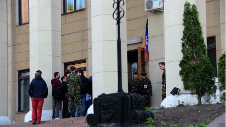 Донецкий телецентр продолжают удерживать боевики