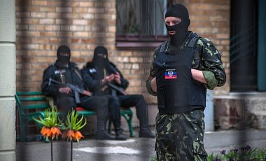 Террористы завезли оружие на территорию телецентра в Донецке