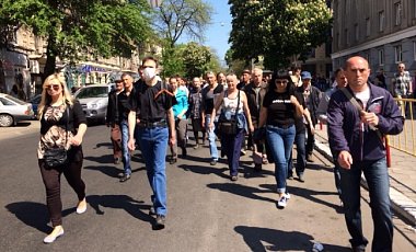 В Одессе антимайдан пикетирует горотдел милиции