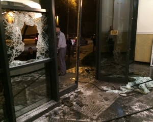 Террористы в Донецке разгромили офис российской компании, думая что это офис Таруты. Видео. Фото