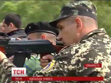 На Прикарпатье из добровольцев формируют «батальоны обороны». Видео