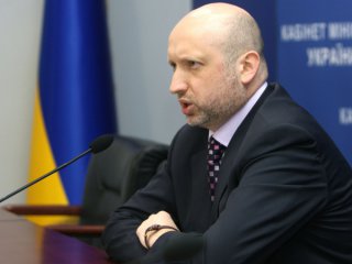 Турчинов заявил об уголовной ответственности организаторов "референдума"