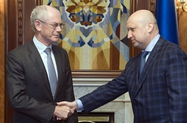 А.Турчинов обсудил с Х.В.Ромпеем текущую ситуацию в Украине и будущие президентские выборы